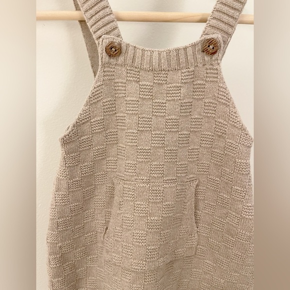 H&M Organic Cotton Knit Overalls – Size 9–12 Months - Picture 3 of 4